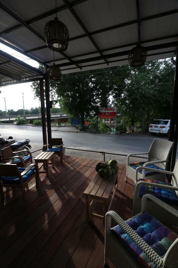 Little Jasmine By The River Phitsanulok Exterior photo